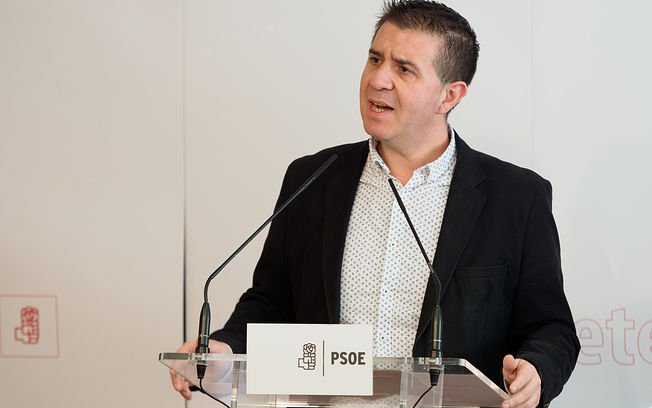 Santiago Cabañero, secretario provincial del PSOE de Albacete y presidente de la Diputación provincial.